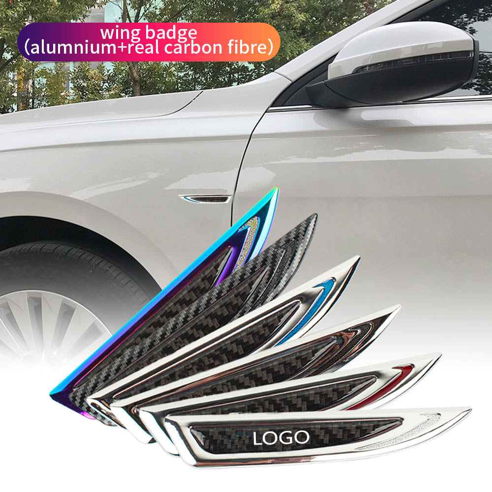 Univerzální samolepka na auto s logem, kovová, personalizovaná (2 ks)