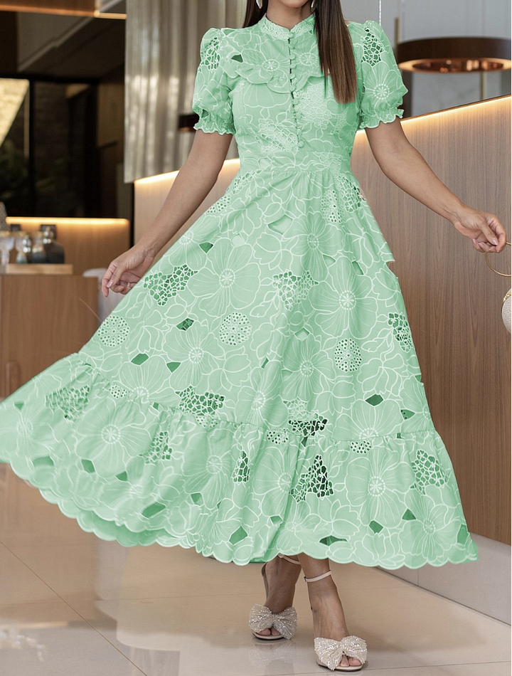 Elegantní šaty s vydlabaným květinovým vzorem