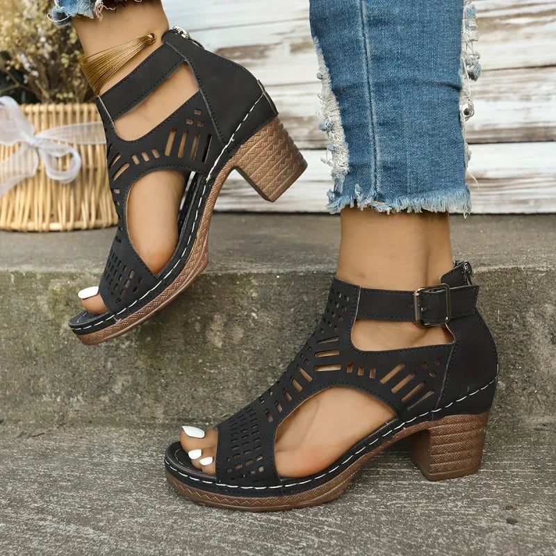 👡 Sandály s otevřenou špičkou a středně vysokým otevřeným podpatkem💖