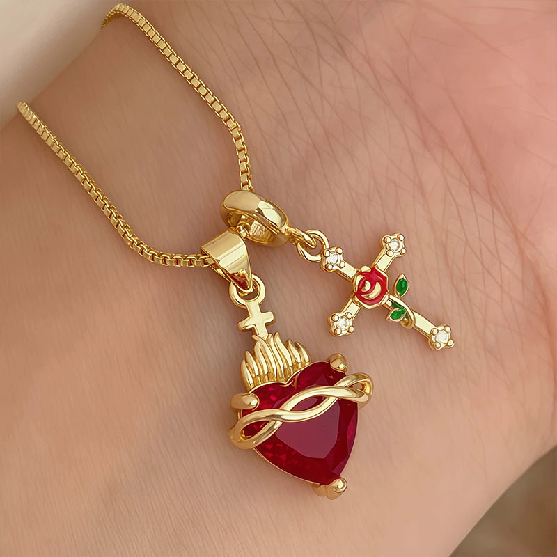 🖤🎁 Mystický přívěsek s křížem a Nejsvětějším srdcem v gotickém stylu 💖